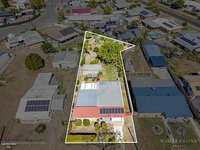 Bundaberg North 3कमरा MOVE IN READY WITH SOLAR AND SHEDS!