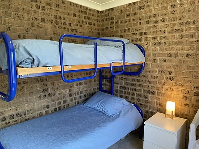 Address Withheld, Surf Beach, NSW 2536, 2 rūma, 1 rūma horoi, Apartment