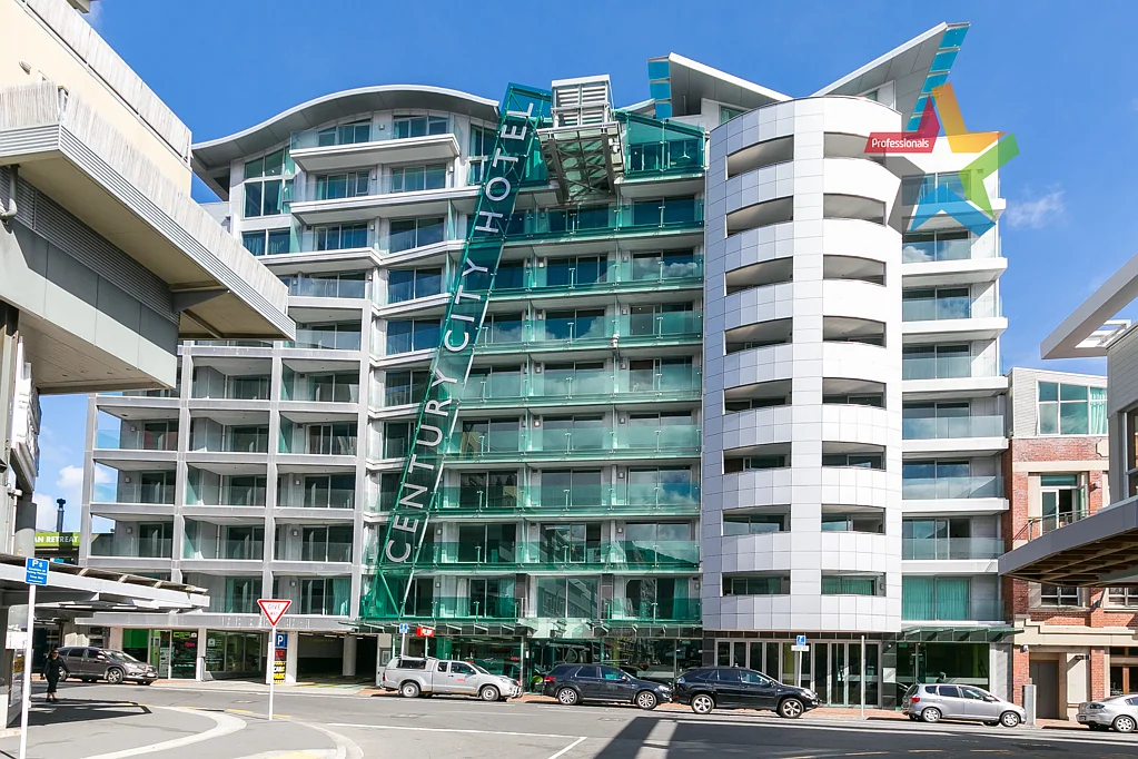 Te Aro 2Moenga Big on Space - Ready for Your Vision!