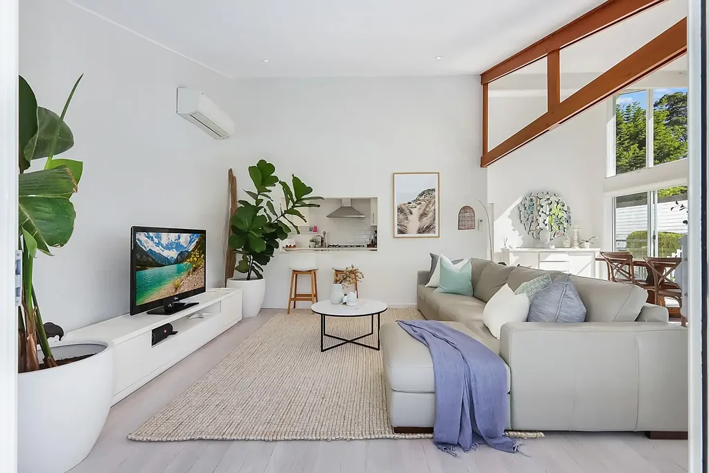 Bilgola Plateau 4 Slaapkamer Stylish Mid Century Coastal Living