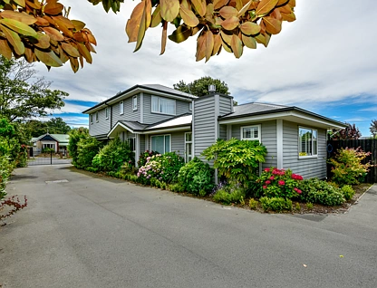 - 746 Gloucester Street, Avonside, Christchurch City, 10 ਕਮਰੇ, 4 ਬਾਥਰੂਮ, House