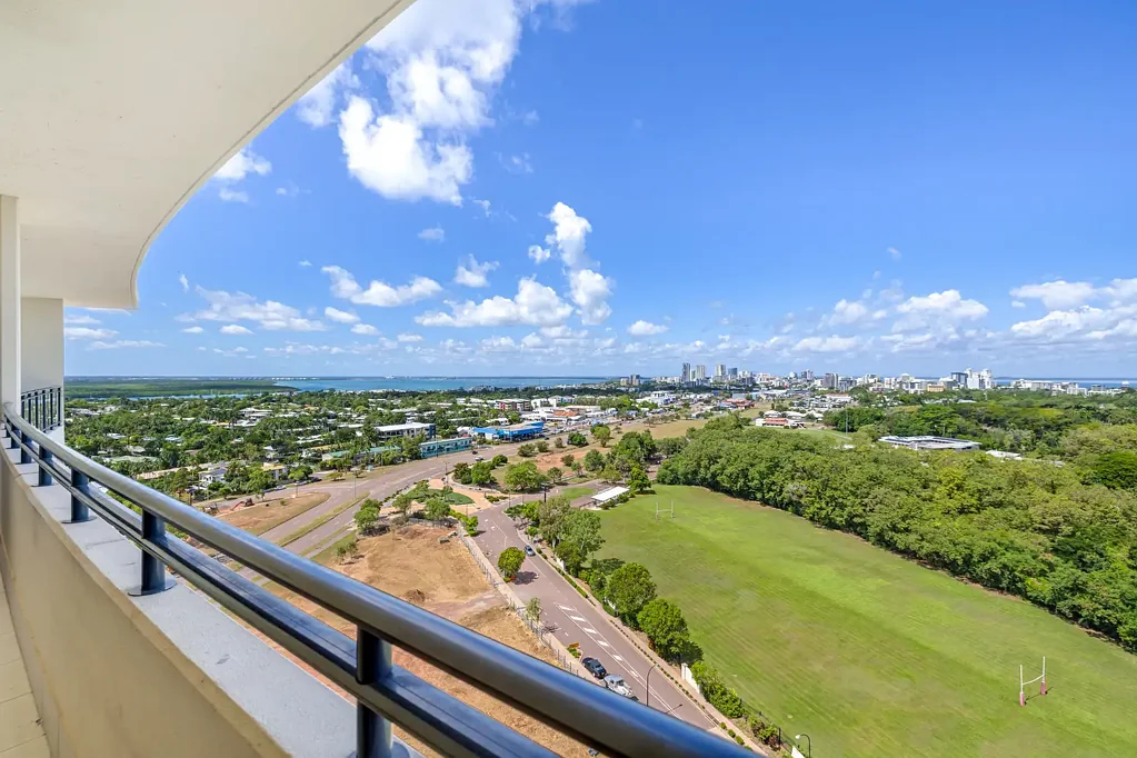 Parap 2房  Top Floor Paradise, Sunset Views