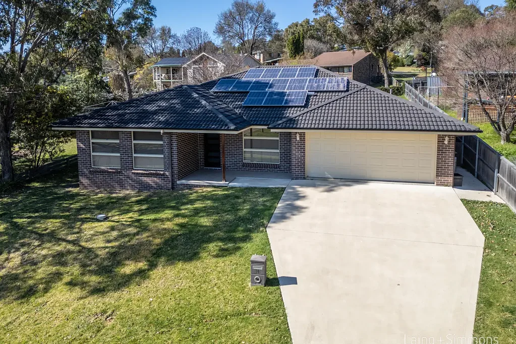 18 Moyes Street, Armidale, NSW 2350