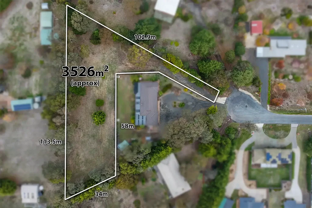 15B Redwood Court, Romsey, VIC 3434