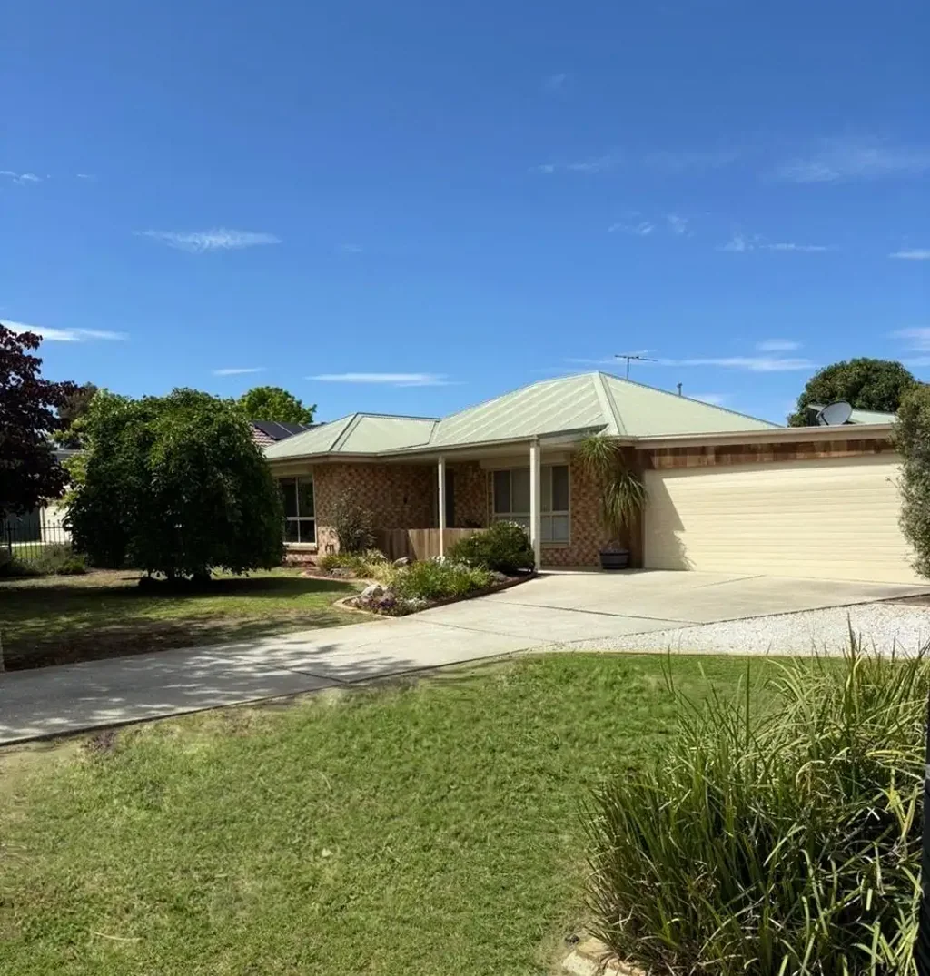 5 Quandong Road, Thurgoona, NSW 2640
