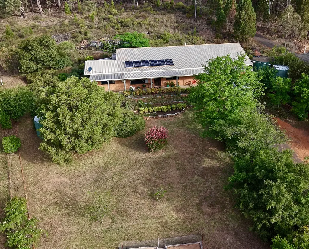 Coonabarabran 4ਬੈੱਡਰੂਮ The Perfect Blend: Acreage Living Meets Town Convenience