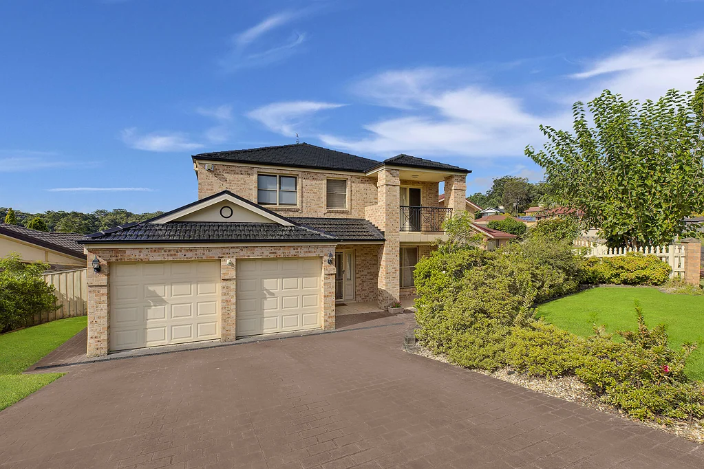 15 Tallowood Crescent, Erina, NSW 2250