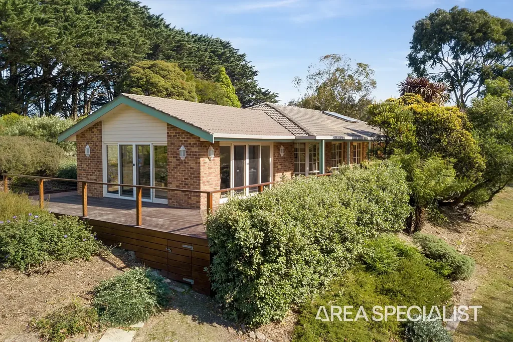 Korumburra 3 Bedroom The Brief: A True Slice of Paradise!