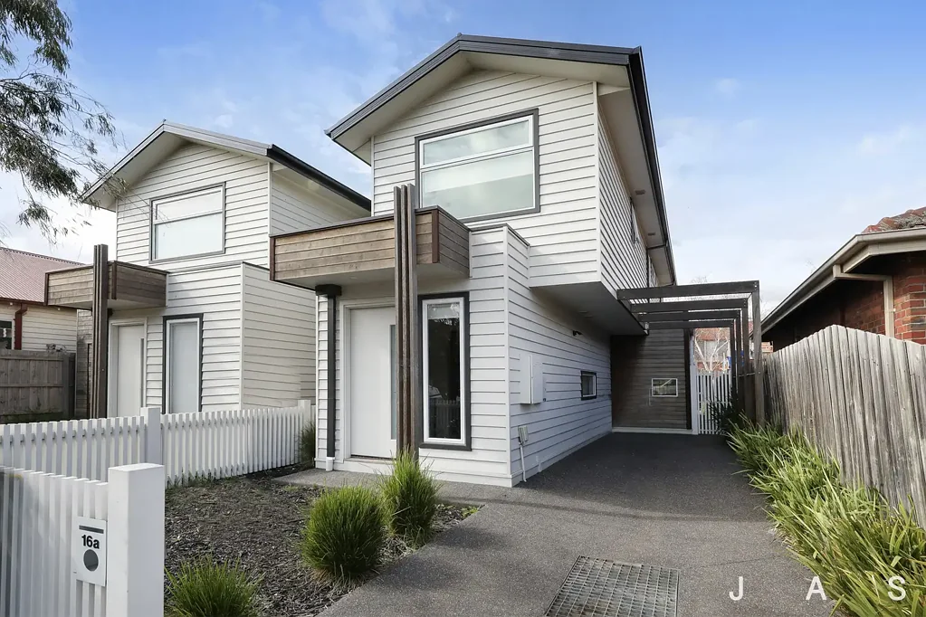 Spacious Style and Everyday Luxury