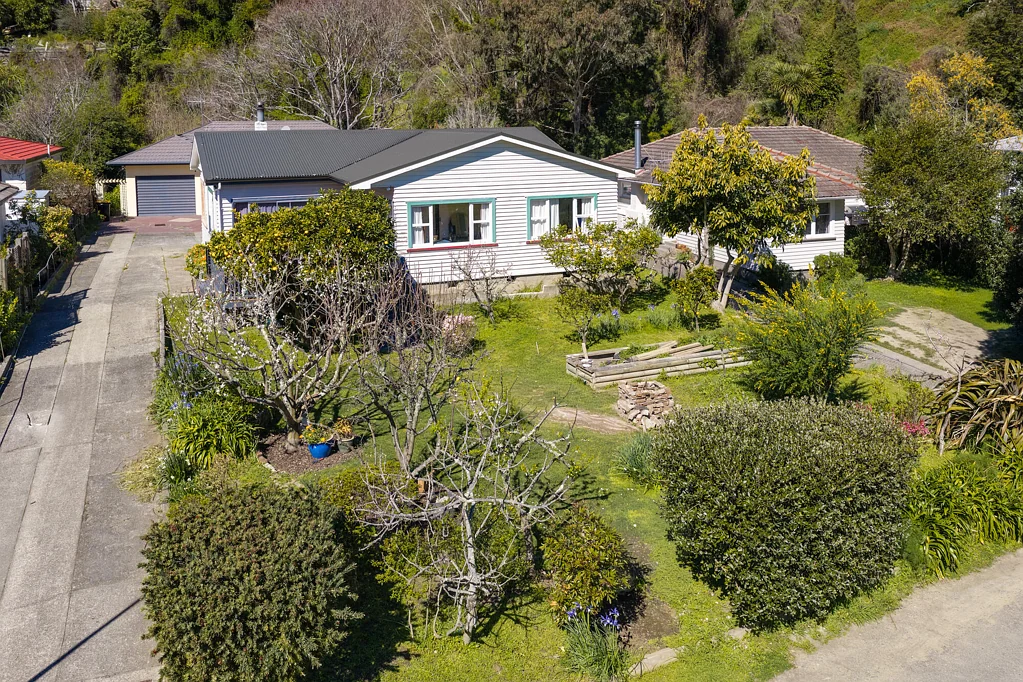 Maitai 3બેડરૂમ Mortgagee Auction - peaceful, riverside living