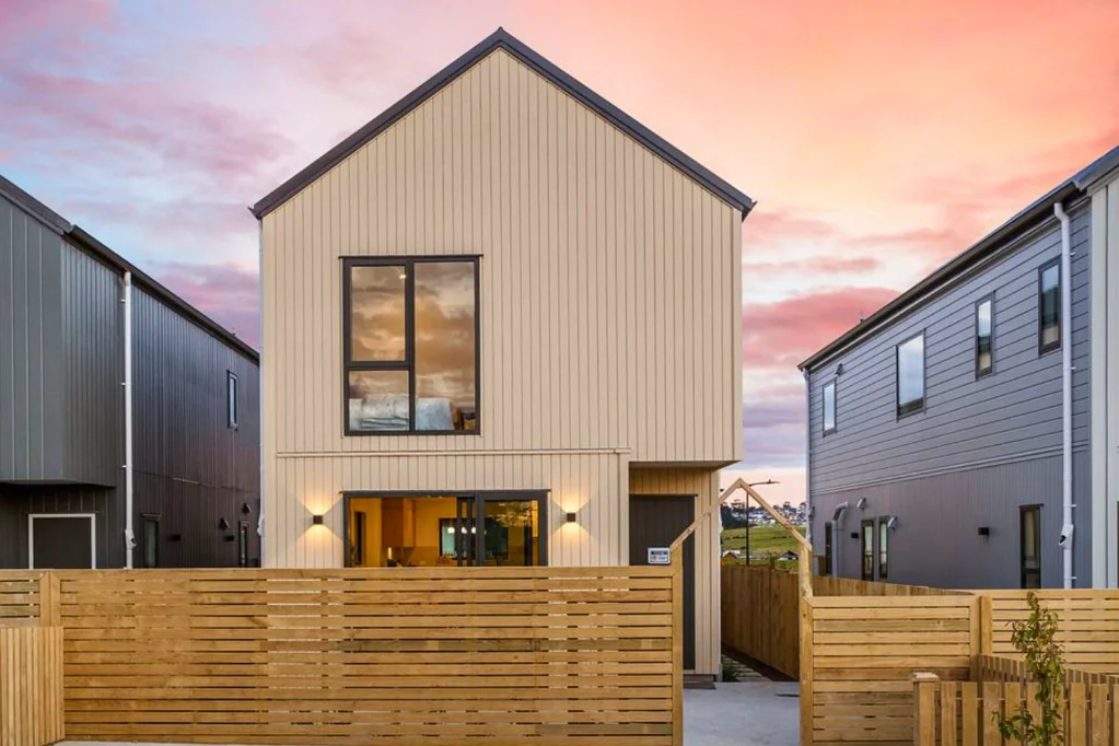 Westgate 3ห้องนอน Modern, Freehold & Move-In Ready | Westgate Winner