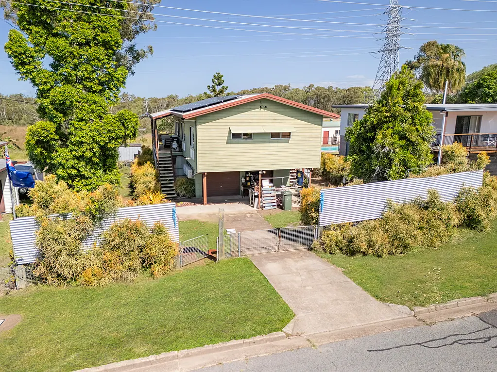 42 Emperor Street, Toolooa, QLD 4680