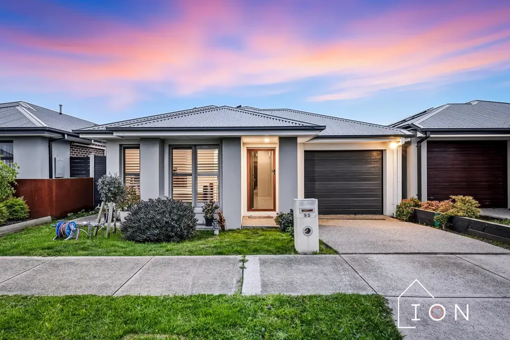 95 Athletic Circuit, Clyde, VIC 3978