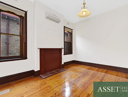 9 Mitchell Street, Arncliffe, NSW 2205, 4房, 1浴, House