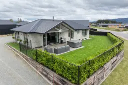 54 Burnby Drive, Te Anau