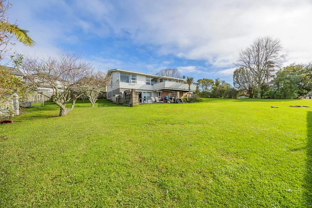 Hillcrest 3chambre A Rare Jewel with Unrivalled Potential