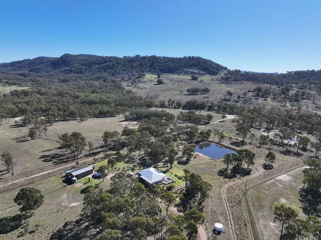 Tenterfield 3房  Eco friendly on the edge of town..