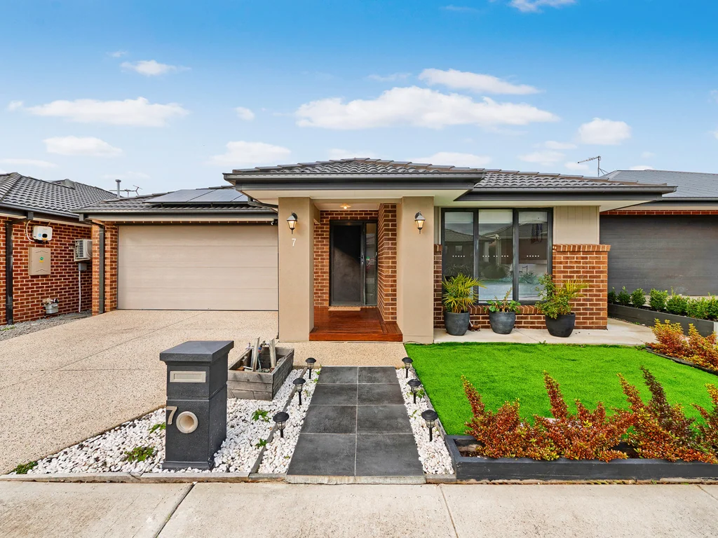 7 Kamona Street, Clyde, VIC 3978
