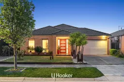 6 Freshfields Drive, Cranbourne North