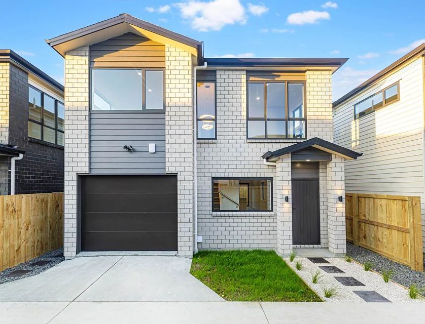 65B & 65C Kimpton Road, Papatoetoe, Manukau City, 4房, 3浴, 独立屋