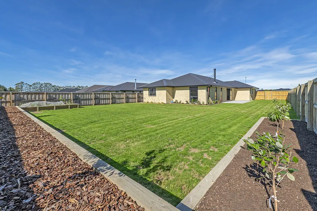 Darfield 4房  Stylish & Move-In Ready