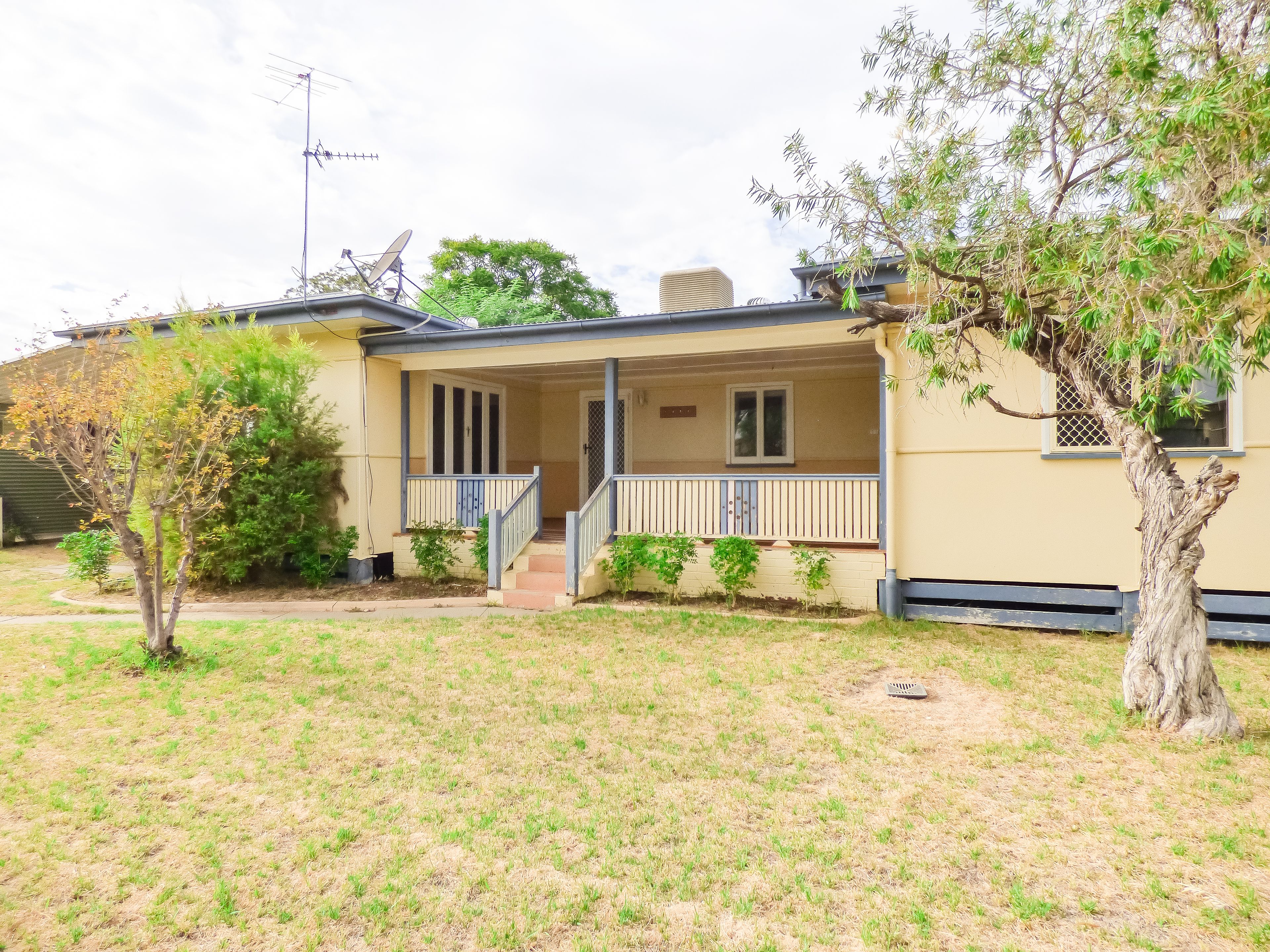 44 TAYLOR ST, ROMA QLD 4455, 0房, 0浴, House