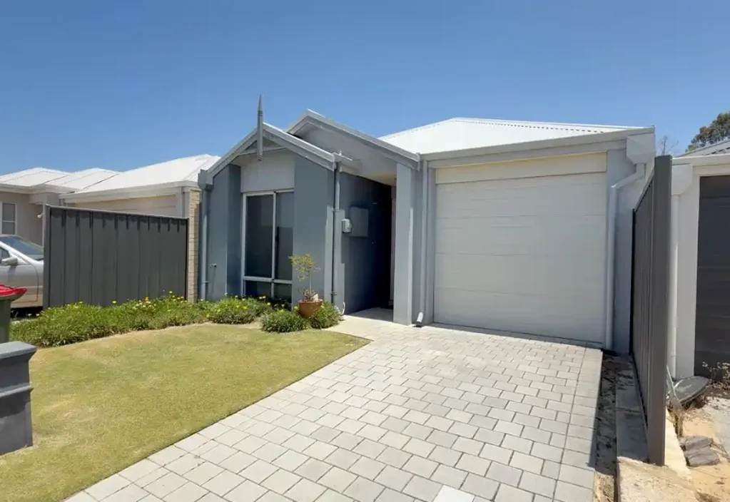 Yanchep 2غرفة نوم CUTE AS A BUTTON - 2 BEDROOM HOME WITH LOVELY PARK OUTLOOK