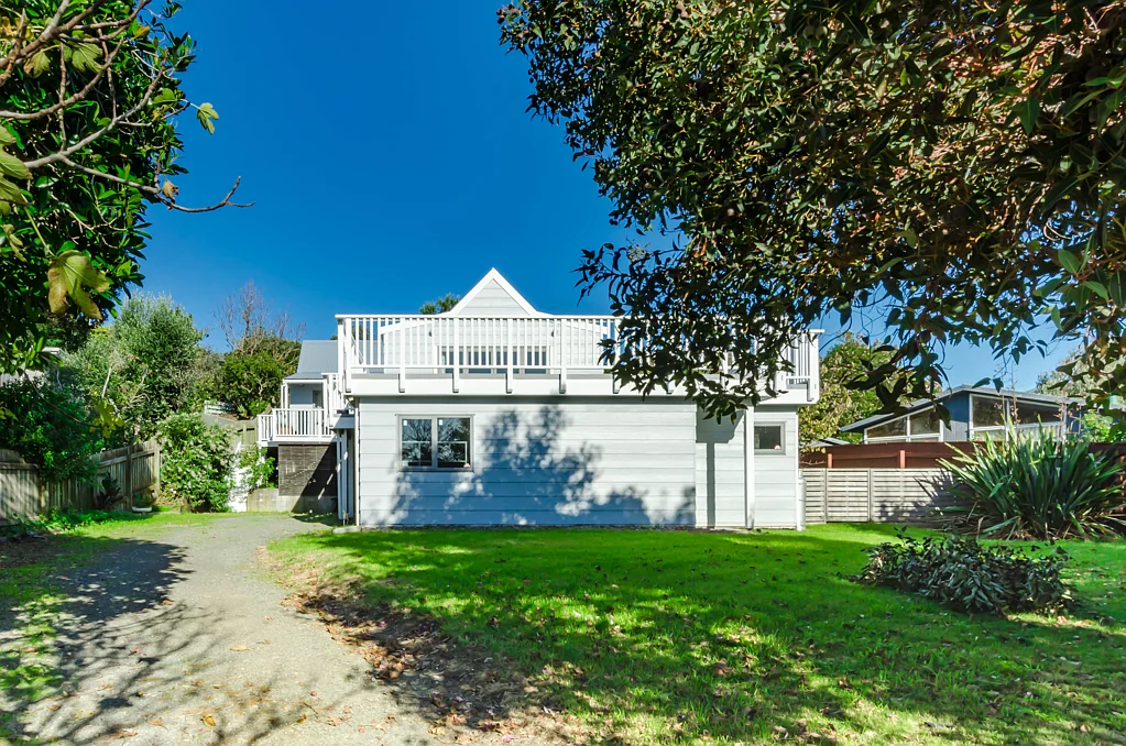 Waikanae Beach 4ਬੈੱਡਰੂਮ Opportunity Near the Beach & Estuary