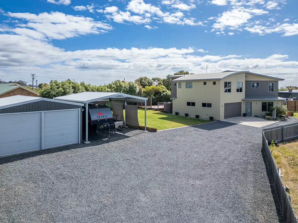 Scamander 4 Bedroom Coastal Bliss