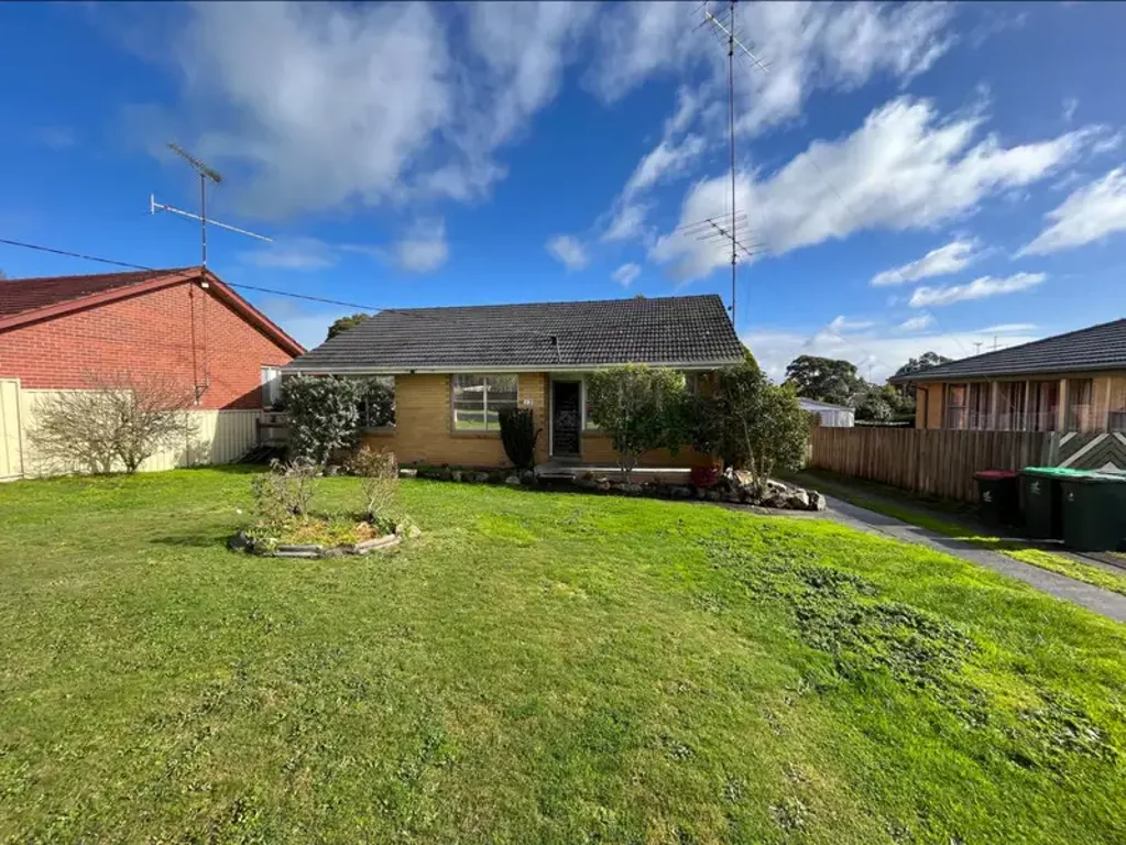 Neat 3-Bedroom Home - Right Here in Churchill