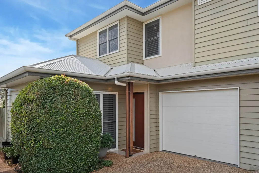Centenary Heights 2침실 Private, Stylish & Exceptionally Low-Maintenance Living
