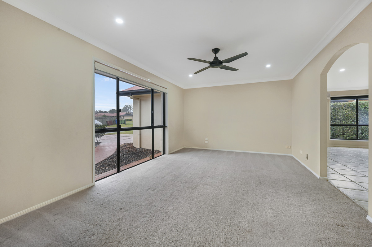 4 ETHAN ST, MIDDLE RIDGE QLD 4350, 0房, 0浴, House