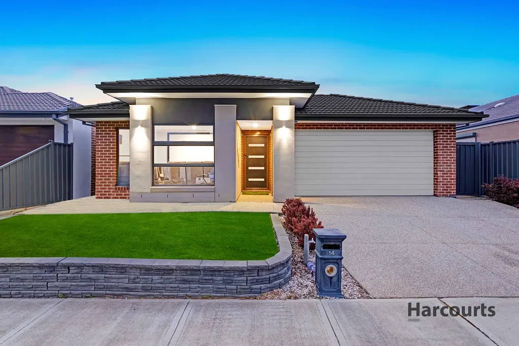 Tarneit 5બેડરૂમ East Facing Family Adobe: 5 Bedrooms 28.3 Sq In "Heaven Estate" With Solar Panel.