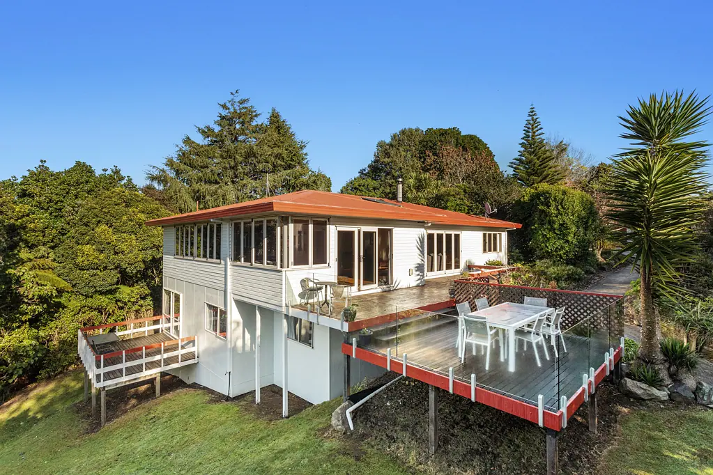 Opotiki and Surrounds 6ਬੈੱਡਰੂਮ Supersized family home!