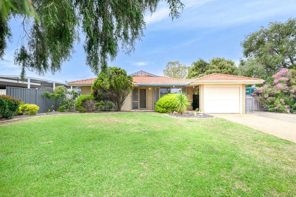 15 Carmody Road, Waikiki, WA 6169
