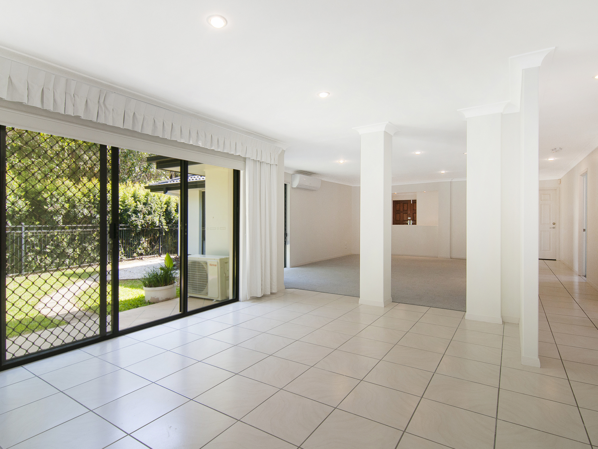 20 PORTREEVES PL, ARUNDEL QLD 4214, 0部屋, 0バスルーム, House