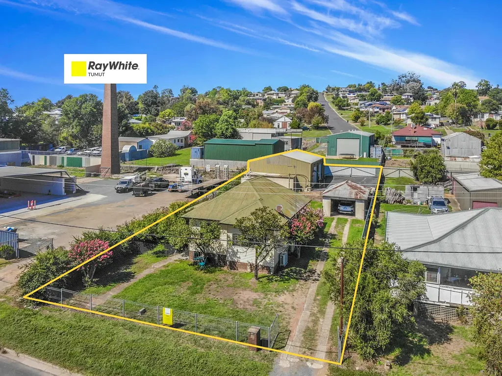 Tumut 2 Slaapkamer Industrial Opportunity!