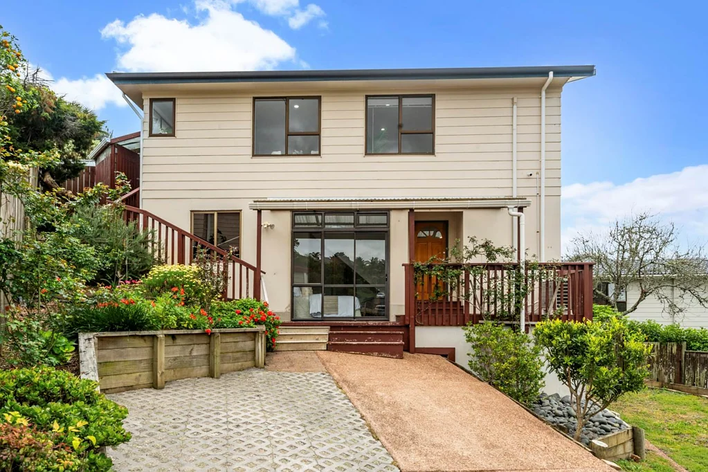 28 Redwing Street, Browns Bay, North Shore City, Auckland