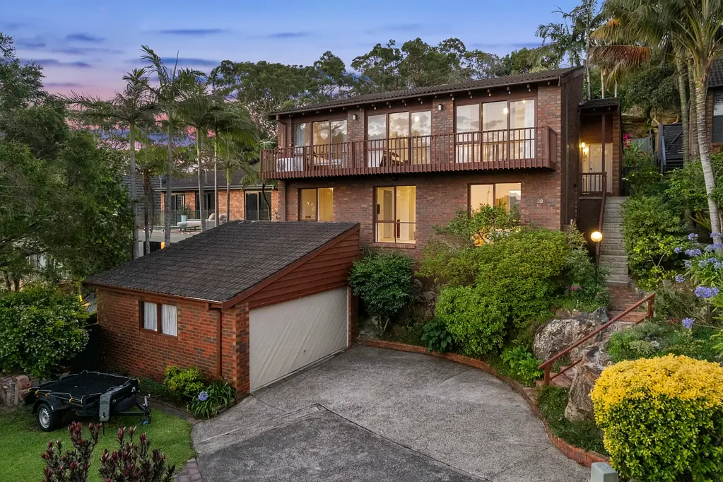 39 Naranganah Avenue, Gymea Bay, NSW 2227
