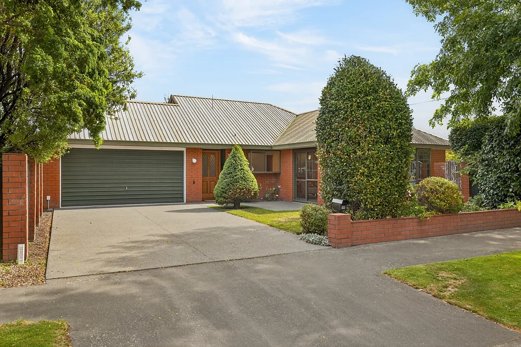 196 Hawthornden Road, Avonhead, Christchurch, Canterbury