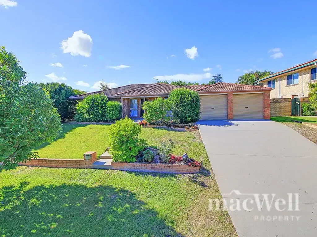 Well Maintained Home, Quite Street & Convenient Location