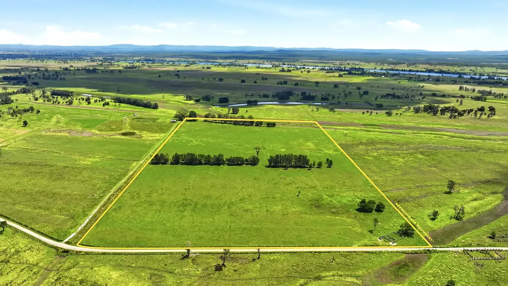 Cowper  PRIME GAZING BLOCK PRICED TO SELL
