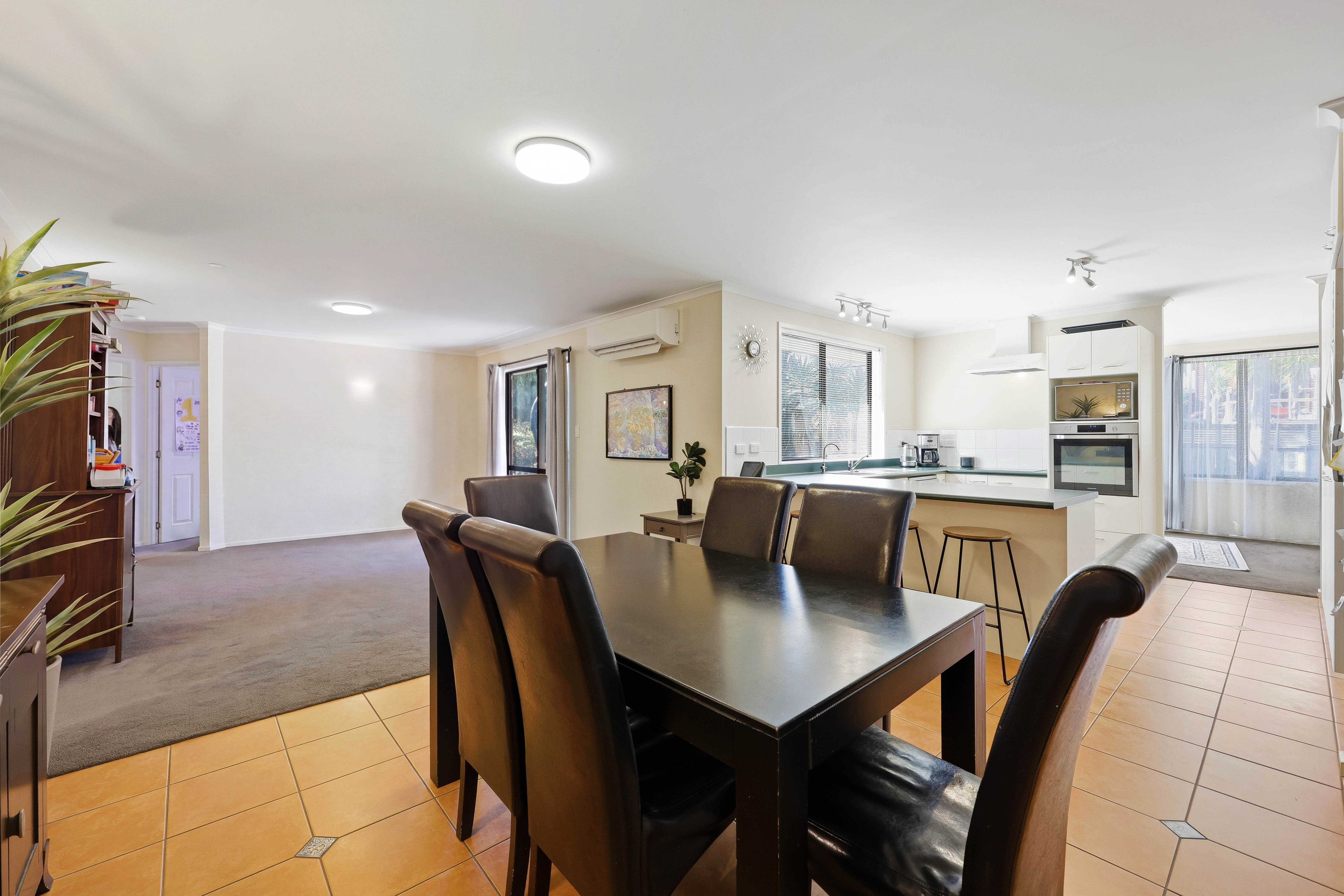 71 Regency Park Drive, Gulf Harbour, photo 7