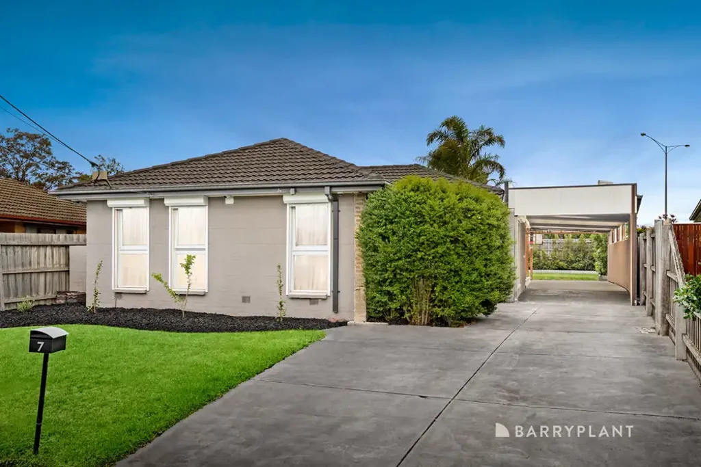 7 Cumberland Crescent, Thomastown, VIC 3074