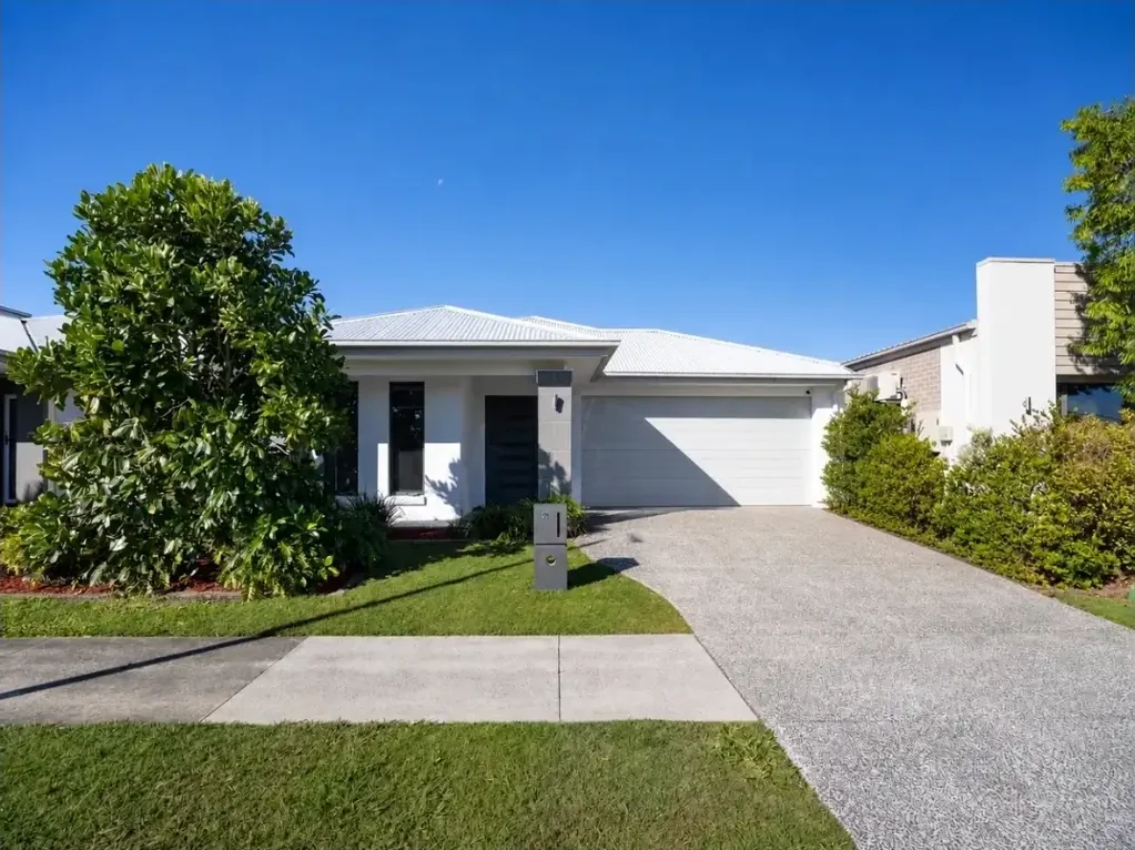 🏡Family living in the heart of Baringa 4 Beds + Media 🎬✨