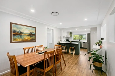 Figtree 4 Bedroom Beautiful family entertainer amid scenic backdrops