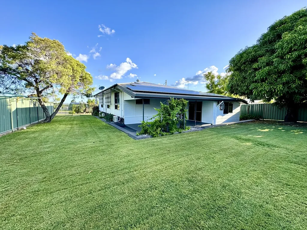 IMMACULATE FAMILY HOME: THE PERFECT BLEND OF SPACE, COMFORT AND STYLE