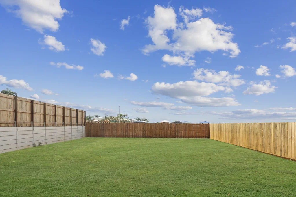 LOT 8080/19 Hamersley Court, Spring Mountain, QLD 4300