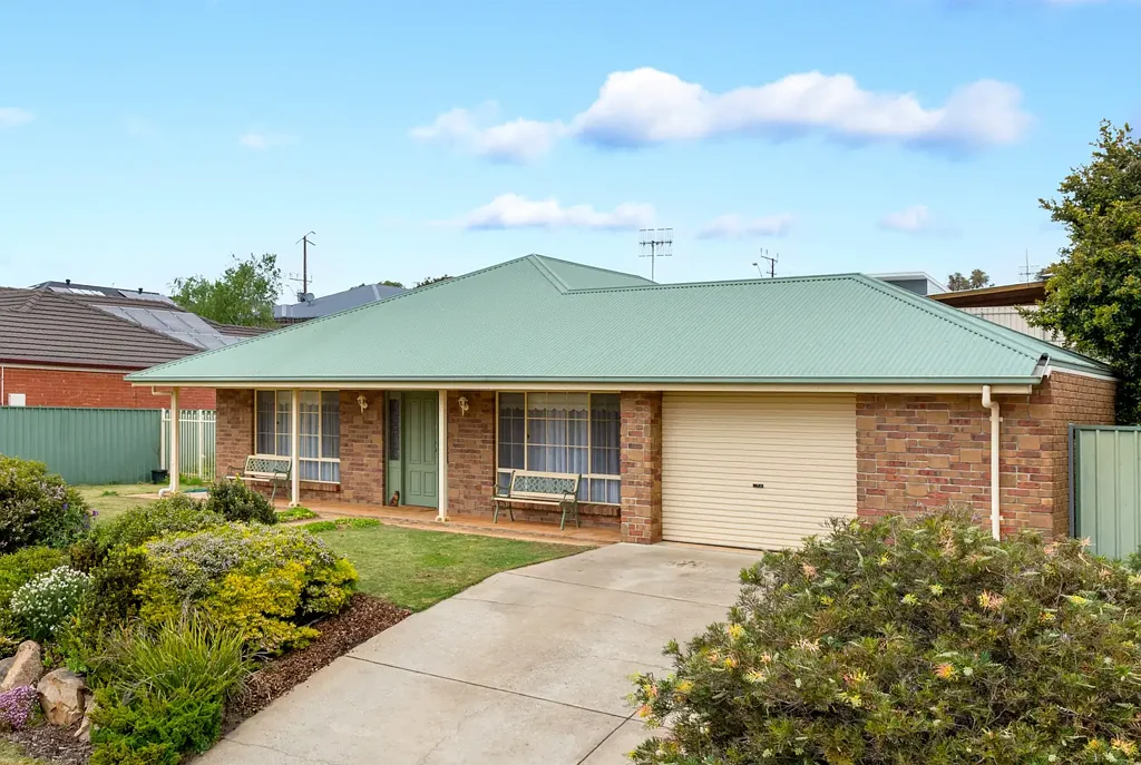 15 Gare Court, Victor Harbor, SA 5211