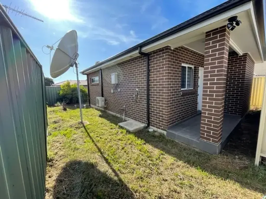 Beautiful 2 Bedroom Granny Flat.